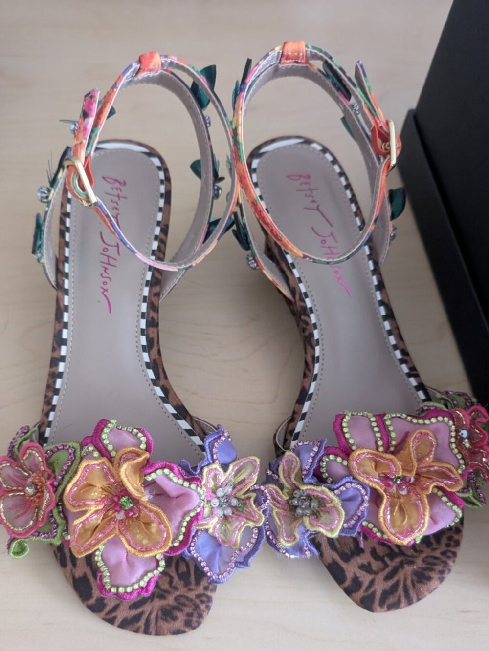 New Betsy Johnson Spenser Shoes Sz 7 - Picture 2 of 7